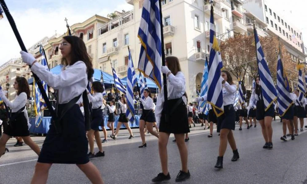 Η μαθητική παρέλαση για την 25η Μαρτίου στη Θεσσαλονίκη